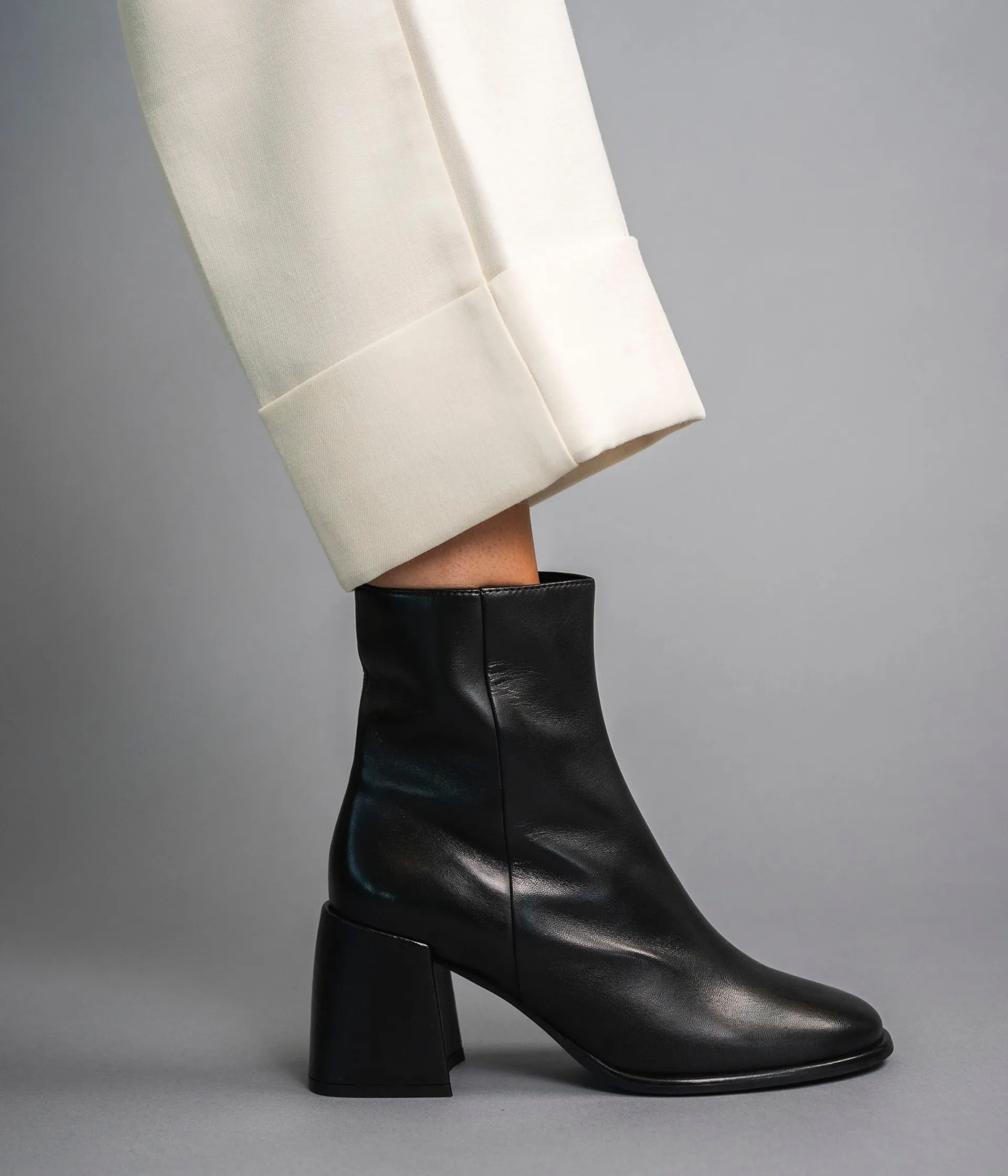 Outlet BOOTS TINA Femme Boots & Bottines