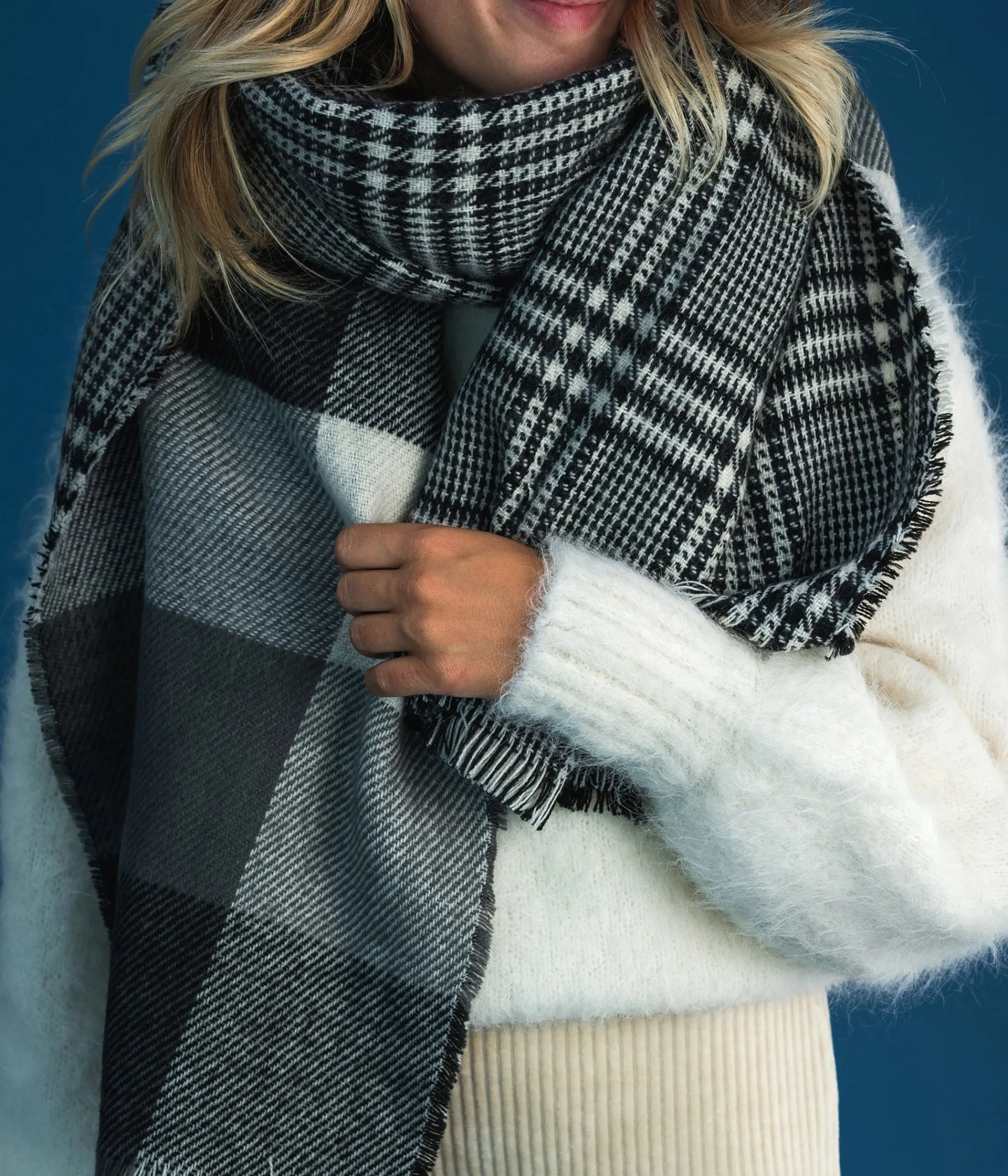 New ECHARPE CECILE ET BLANC Femme Foulards & Écharpes