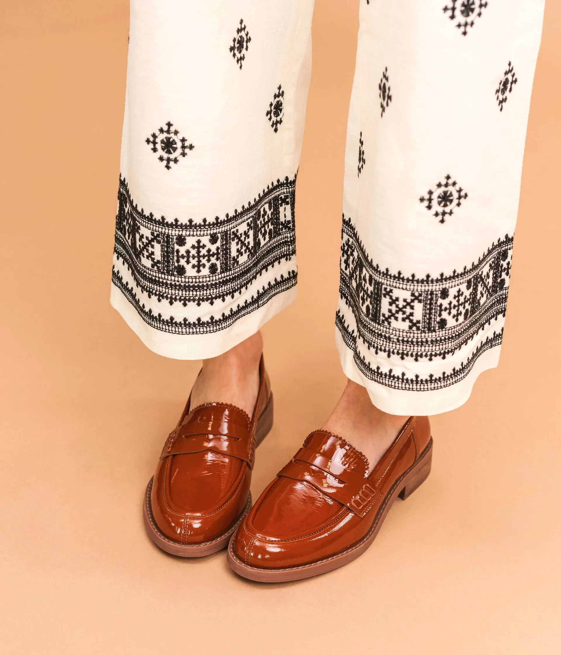 Hot MOCASSIN ALYCIA COGNAC Femme Mocassins